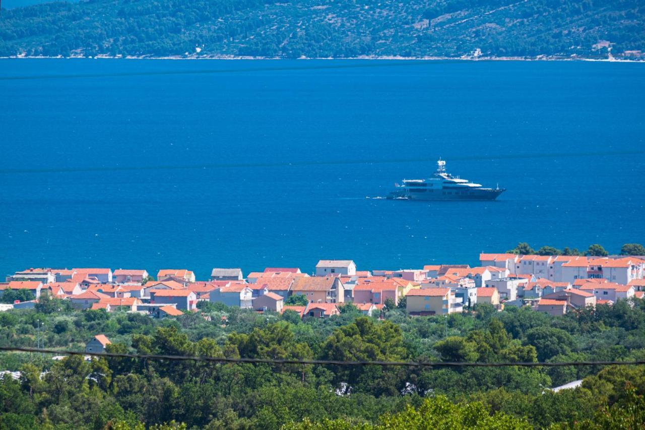 Villa Sky - Heating Pool Kaštel Novi Εξωτερικό φωτογραφία
