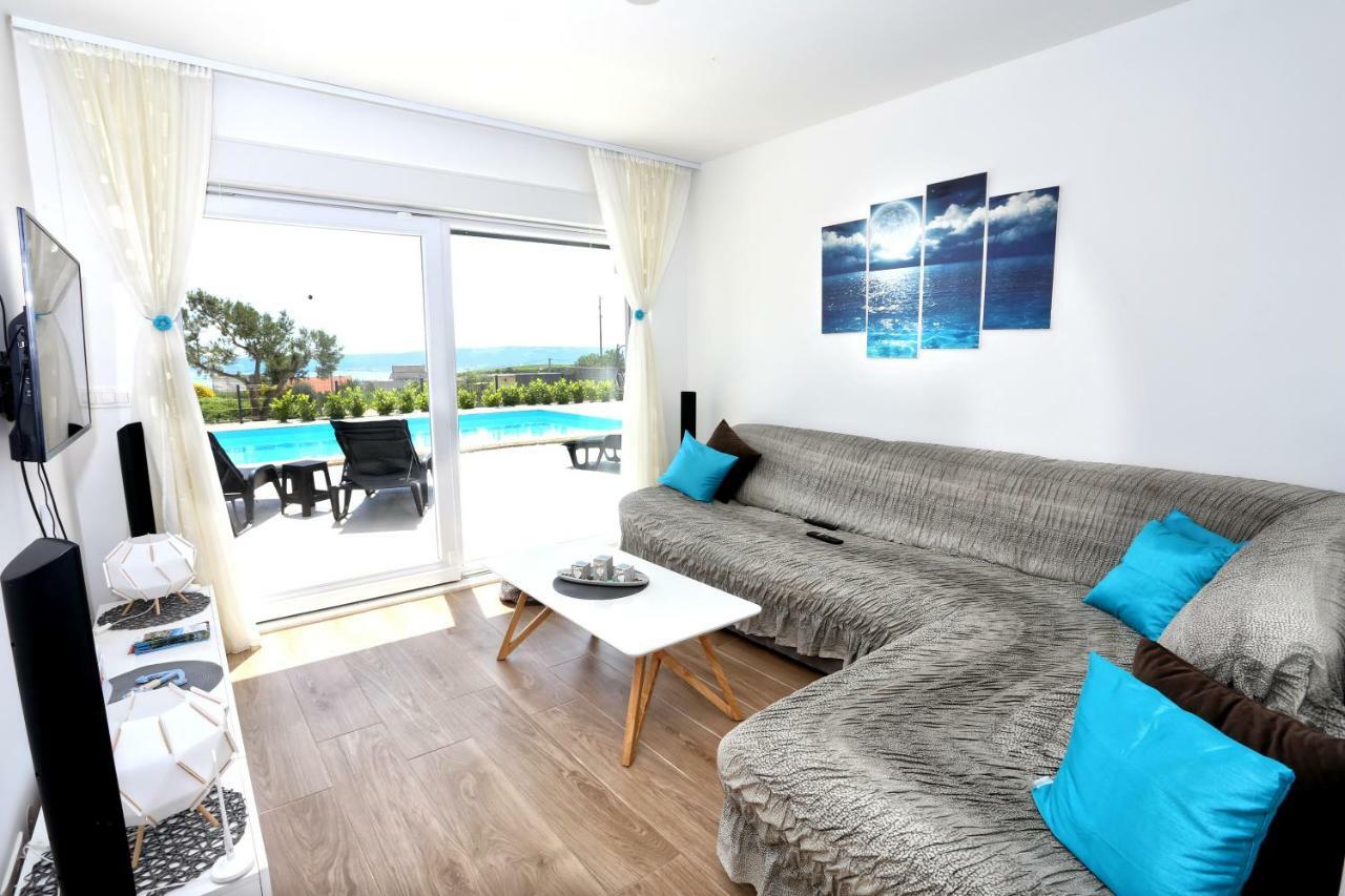 Villa Sky - Heating Pool Kaštel Novi Εξωτερικό φωτογραφία
