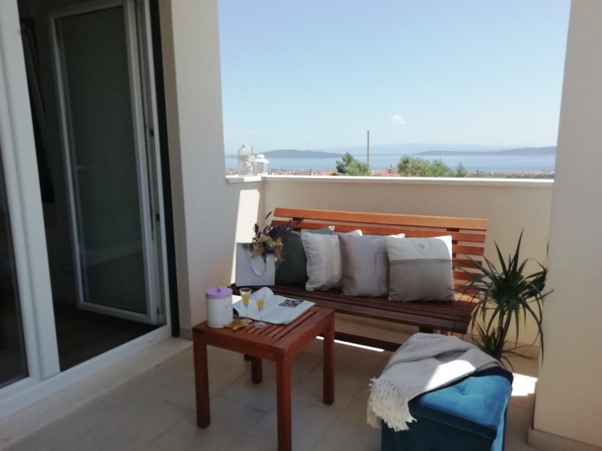 Villa Sky - Heating Pool Kaštel Novi Εξωτερικό φωτογραφία